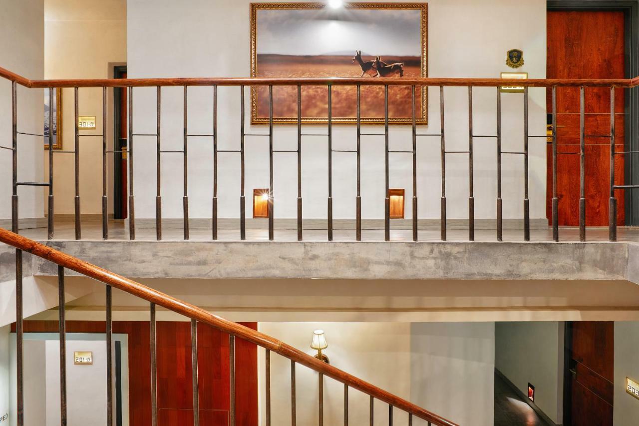 Fanli Hotel Yangshuo West Street Guilin Eksteriør billede